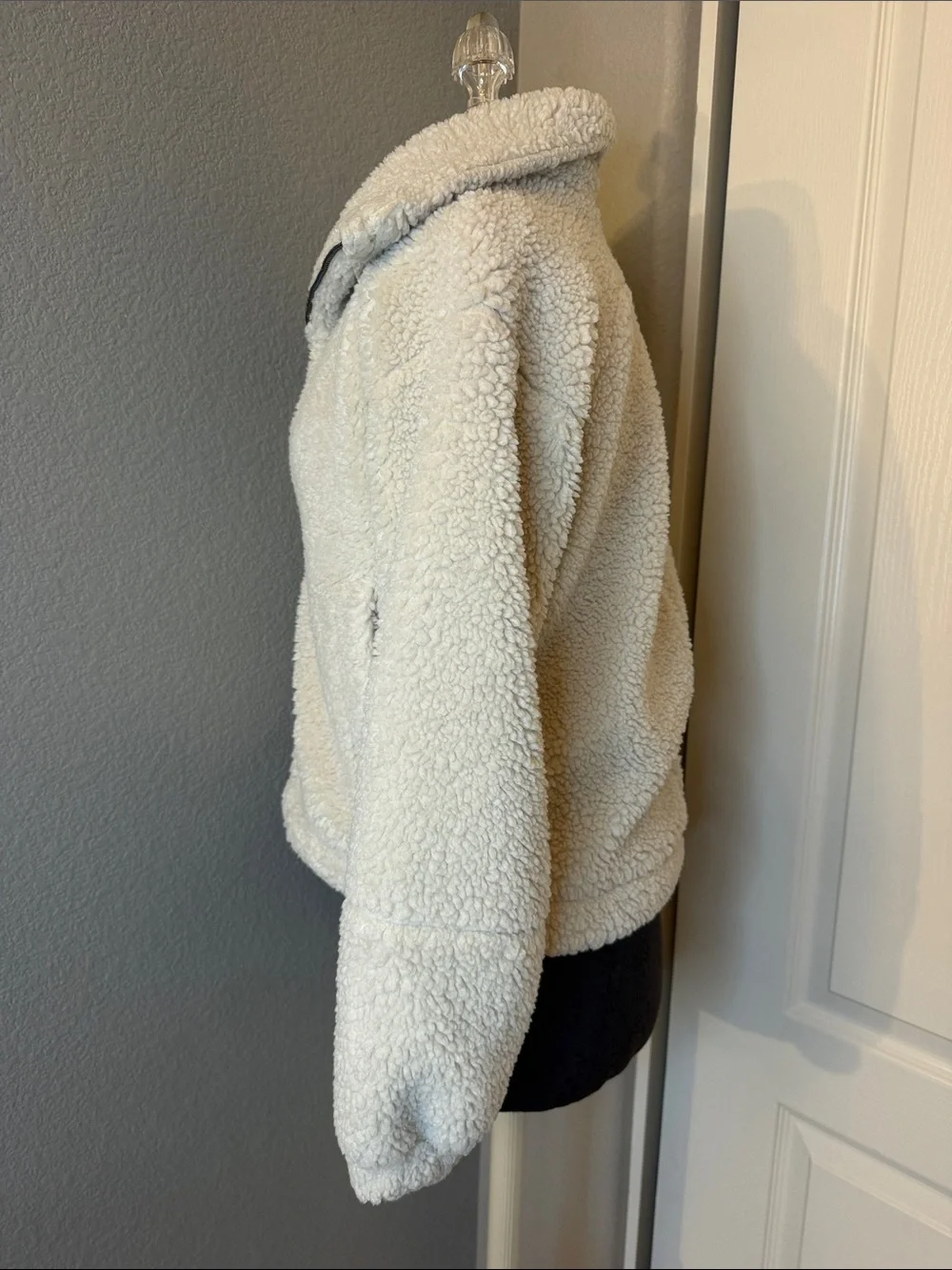 Lululemon Cinchable Fleece Zip-Up White Opal Size 2
